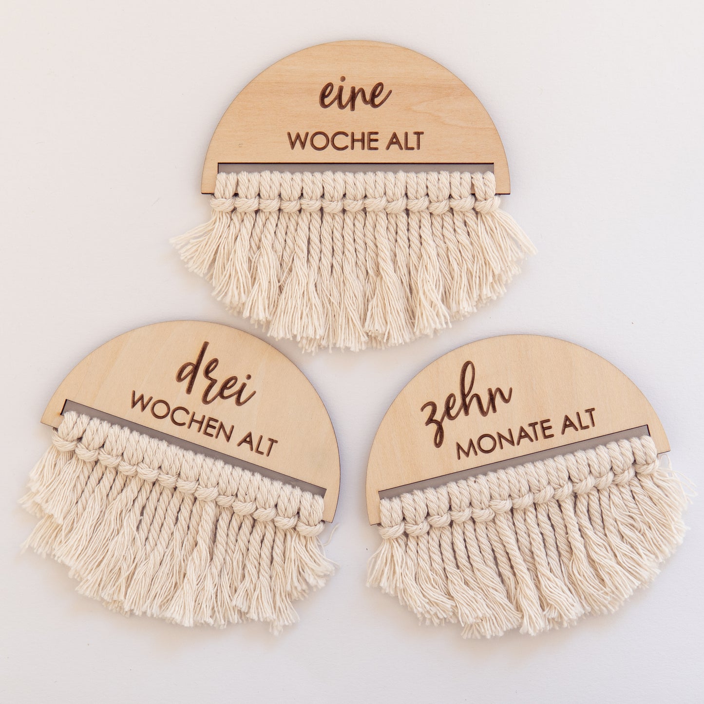 Holz Meilensteinkarten Baby | mit Makramee