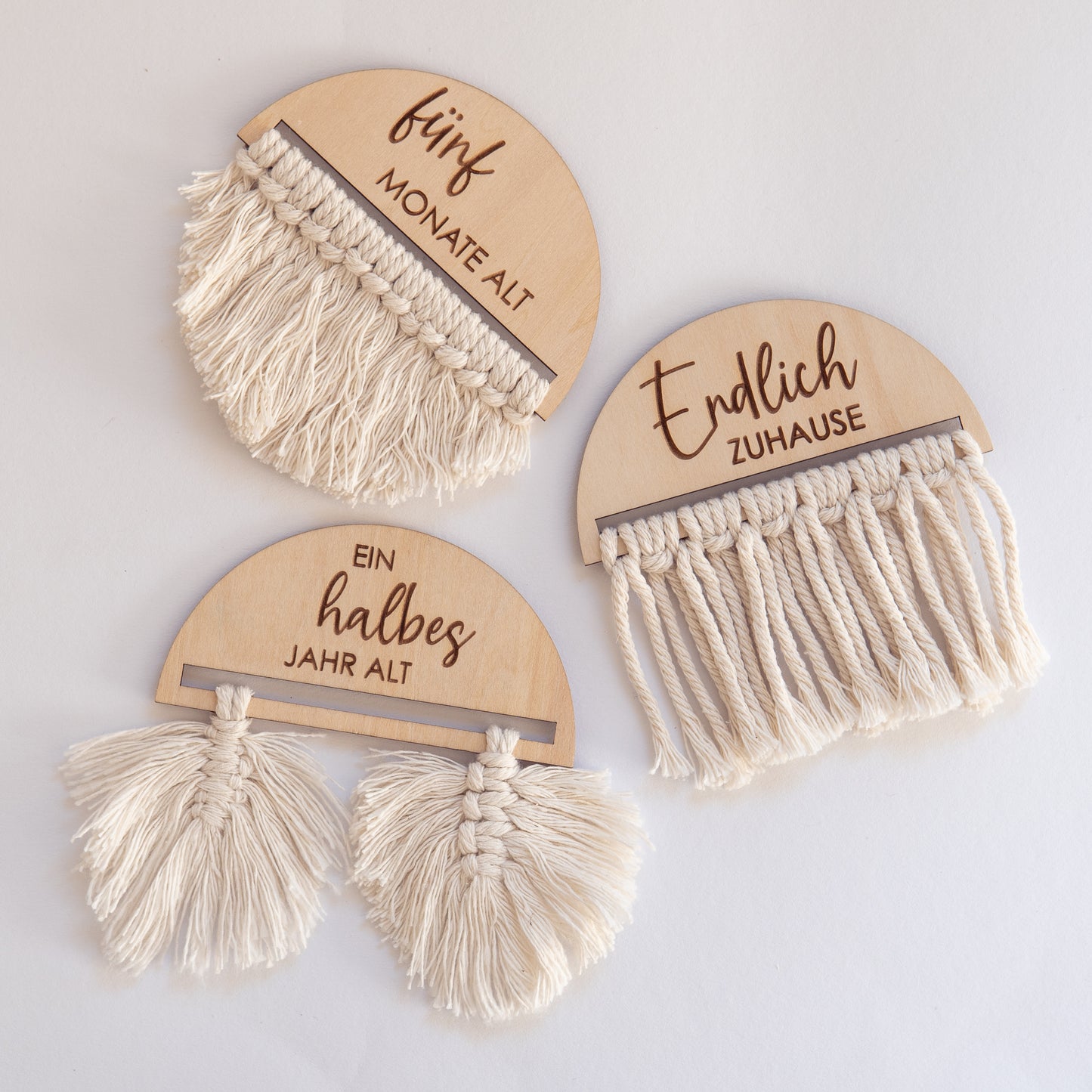 Holz Meilensteinkarten Baby | mit Makramee